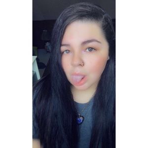 Meet your Posher, Breeanna